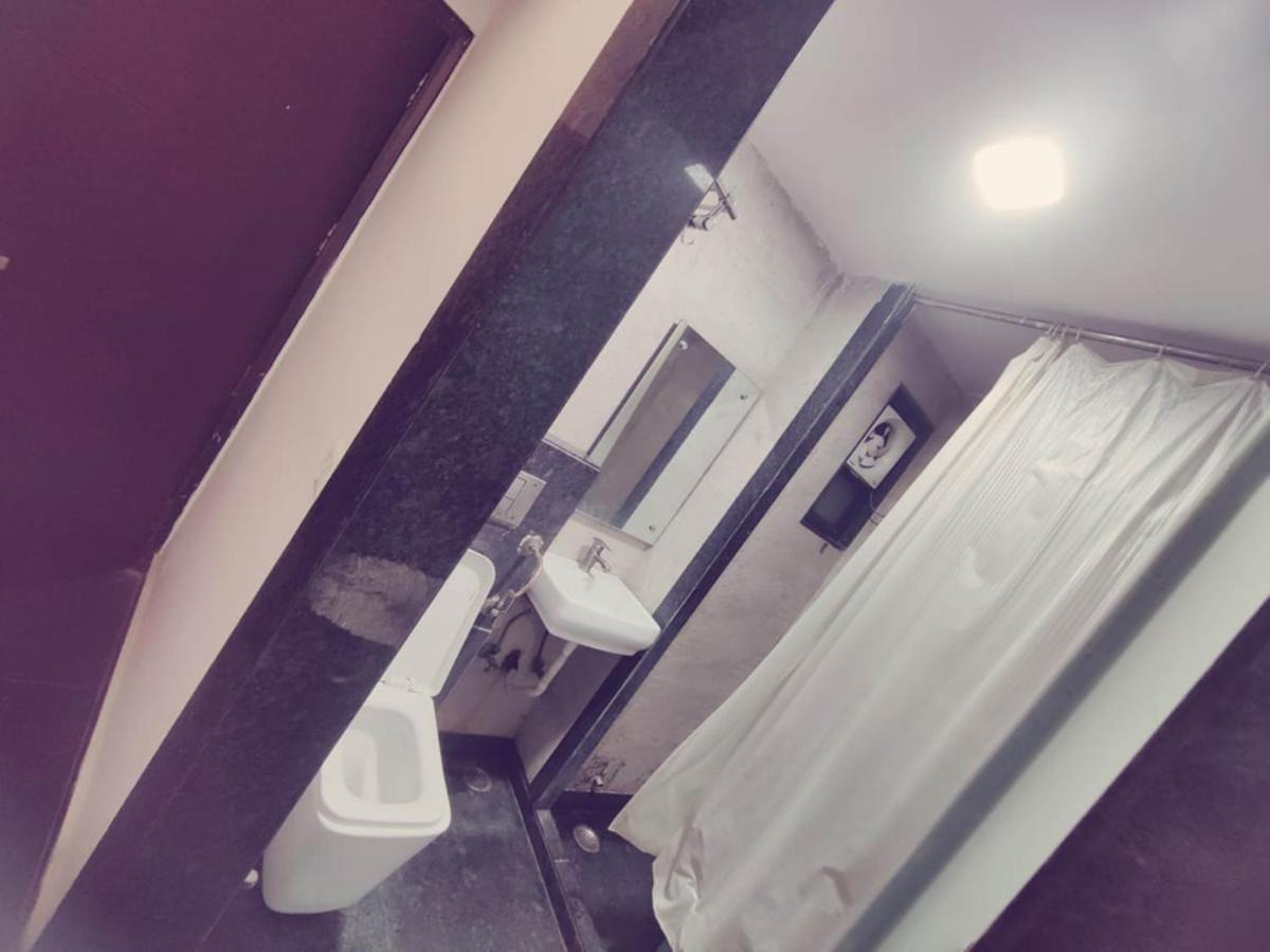 Hotel Saya Deluxe Near New Delhi Railway Station ' Ngoại thất bức ảnh